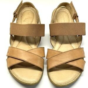 Born Women's Tan Leather Strap Sandals Huaraches Slides Slip on Comfort Shoes 9M